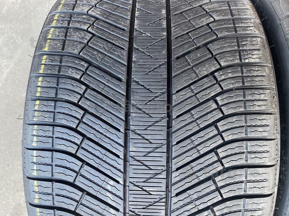 2 anvelope de iarna 295/30/20 Michelin 2