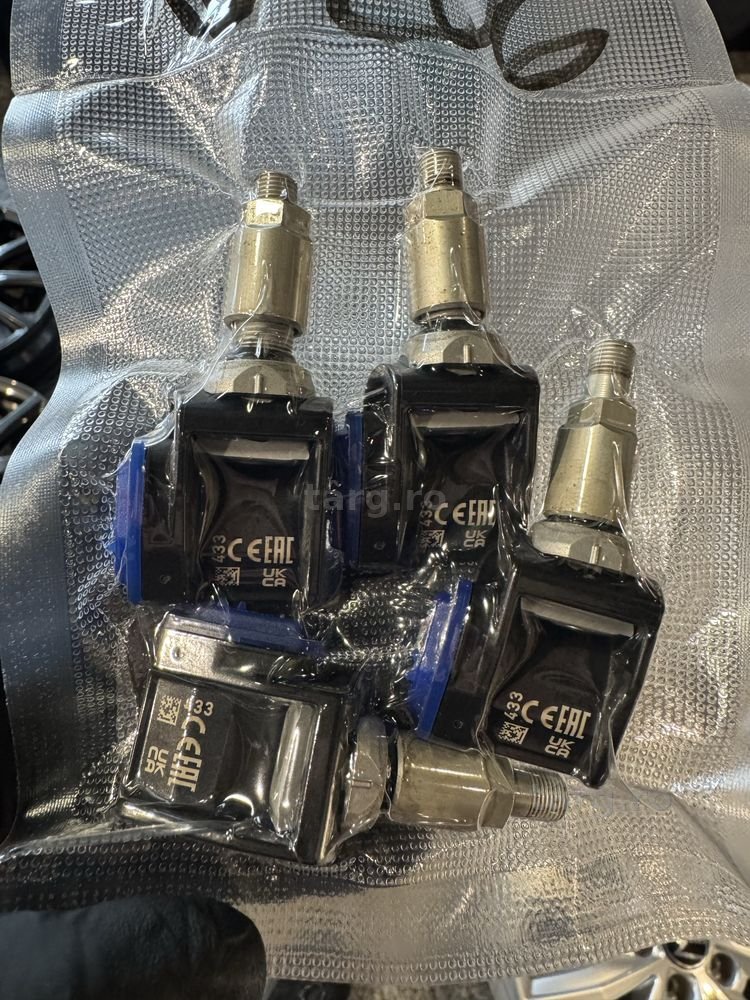 Senzori presiune roți Mercedes-Benz RDKS 4 buc Originali A0009058706
