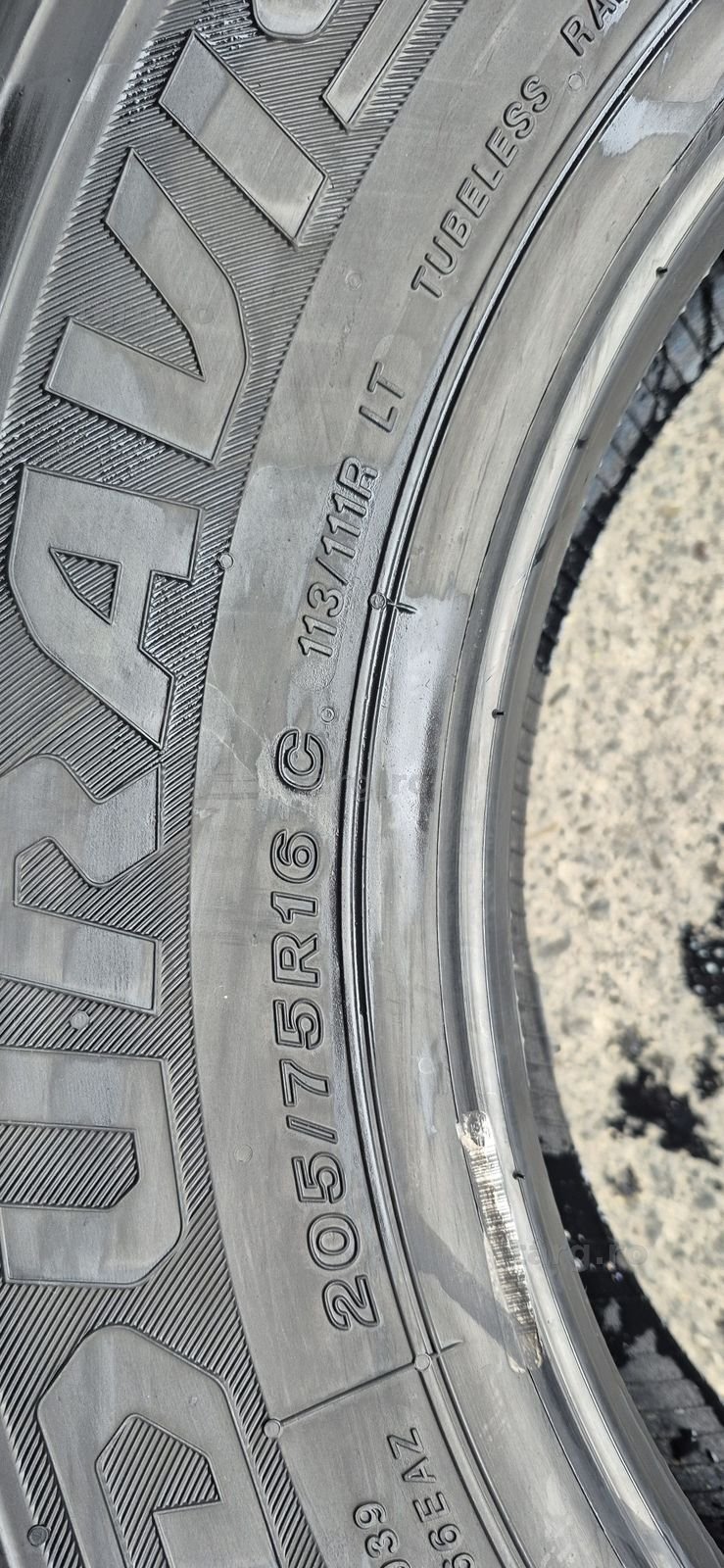 4 anvelope vara noi Bridgestone 205/75/16C,dot 2023-2024.Pretul este pe bucata 6