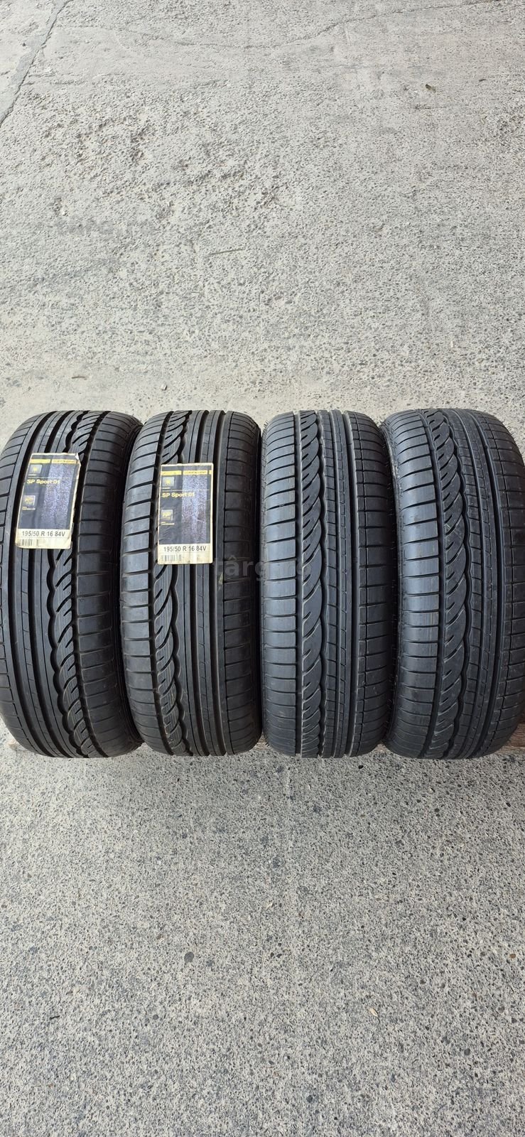 4 anvelope vara noi Dunlop 195/50/16.Pretul este pe bucata.