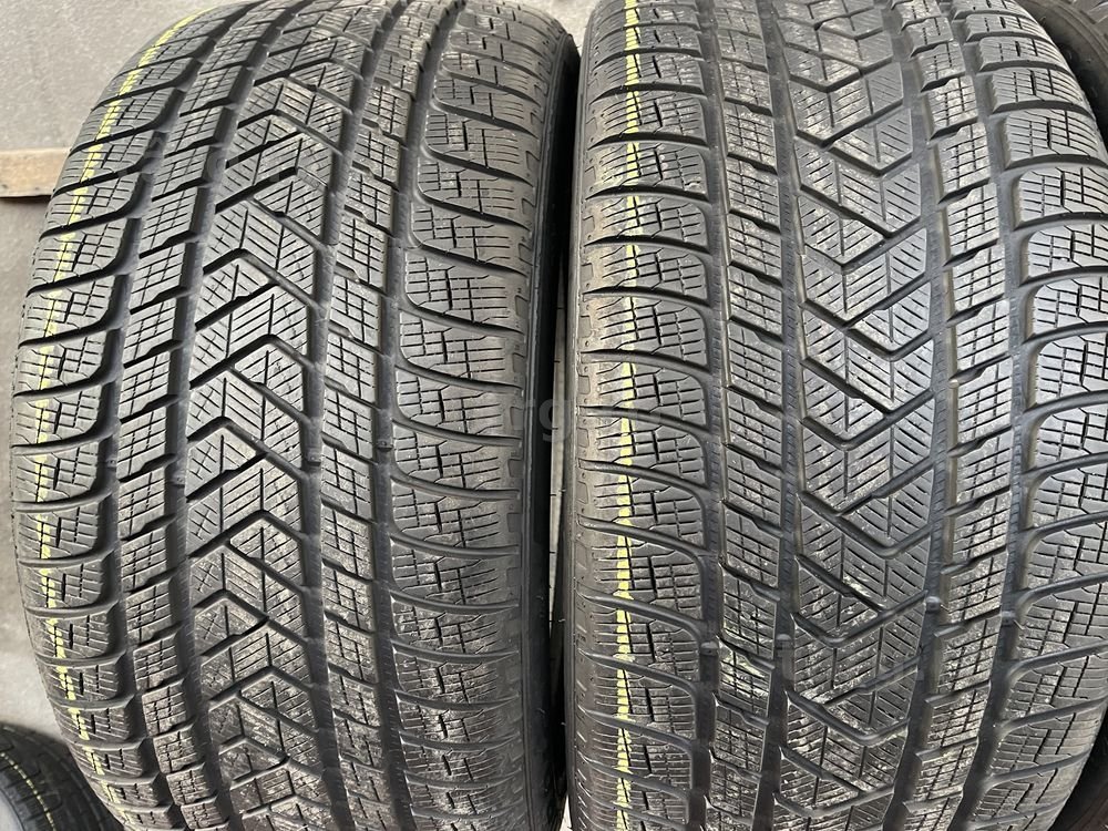 4 anvelope de iarna 295/40/20  Pirelli 3