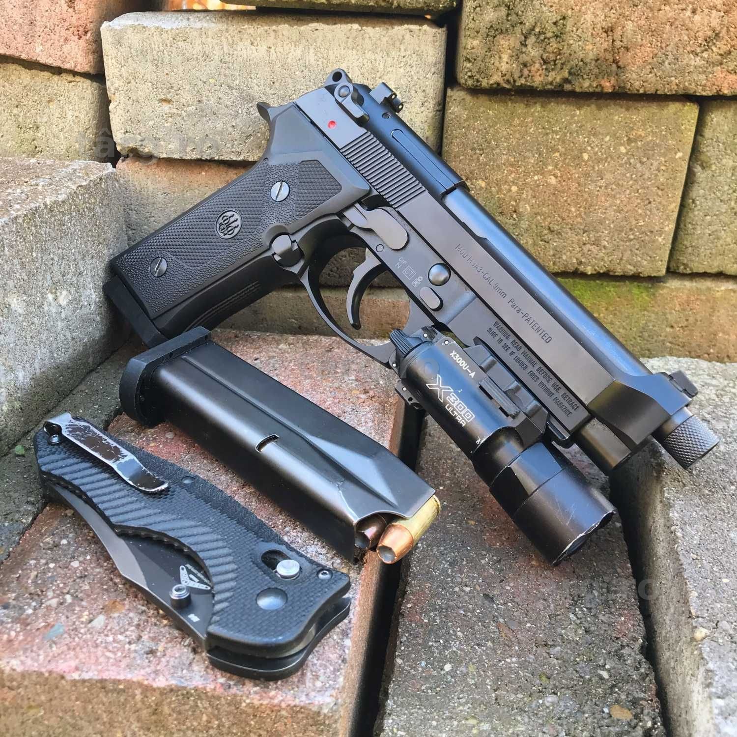 OM SERIOS! Pistol Puternic (18 bbs) + INCARCATOR + MUNITIE Airsoft Co2