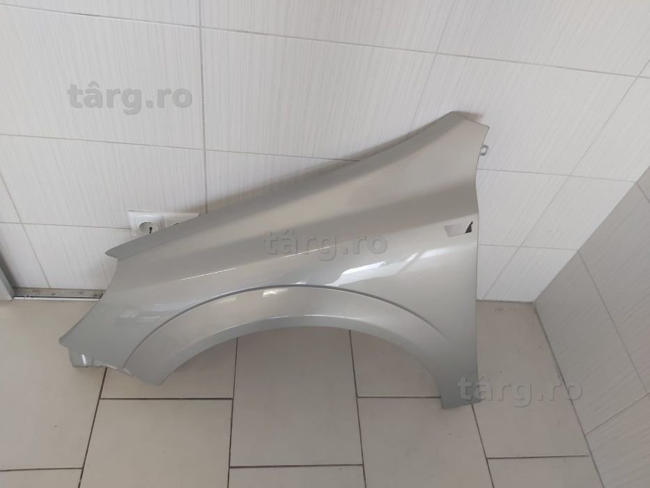 Aripa Fata Stanga Opel Astra H 2004-2009 (Z-Auriu)