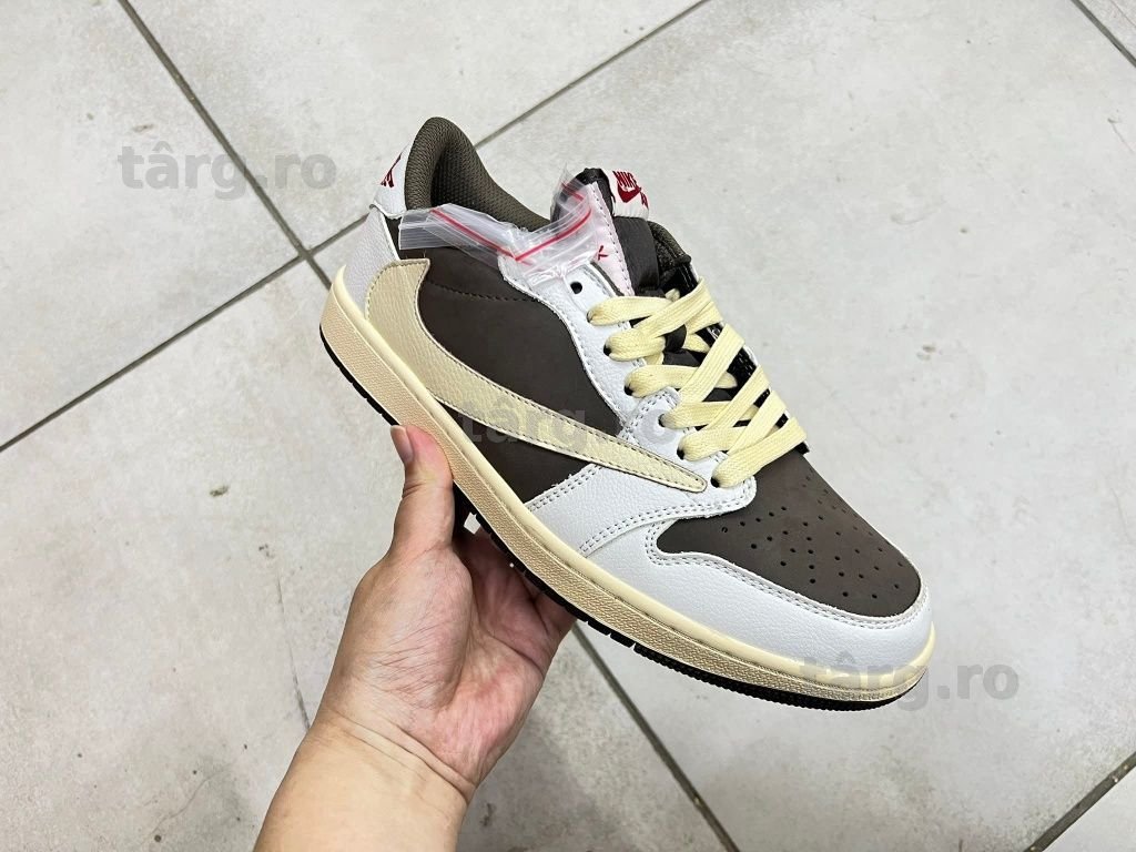 Jordan 1 retro low OG SP 8