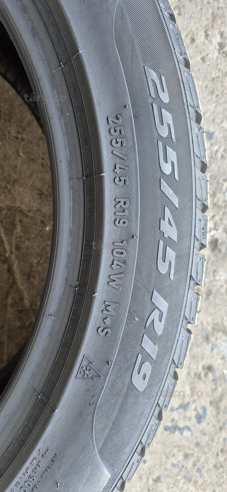 4 anvelope iarna Pirelli 255/45/19,dot 2021.Pretul este pe bucata. 6
