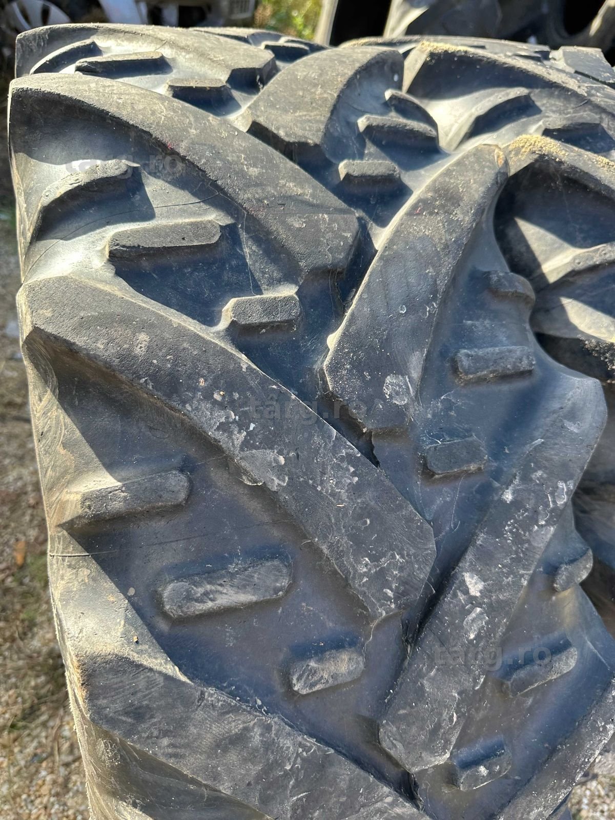 Anvelope sh 340/75 R20 Kleber 4