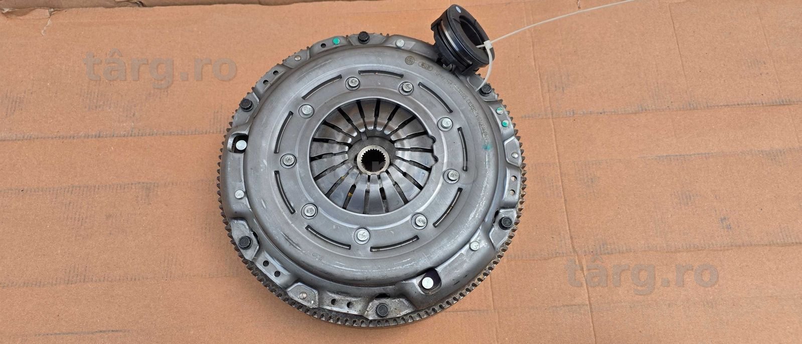 Volanta cu set Ambreiaj NOU Skoda Fabia 3 / Vw Polo 6C 1.4 TDI CUS 2014 2015 / 2016 2017