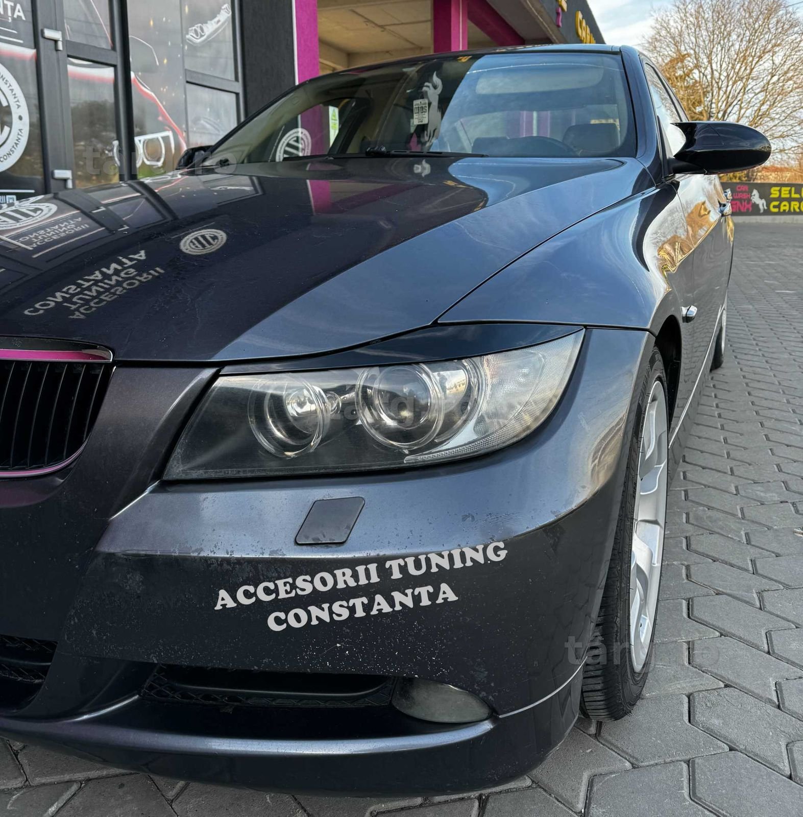 Ornamente / Pleoape Faruri BMW Seria 3 E90 E91 NFL Negru Lucios