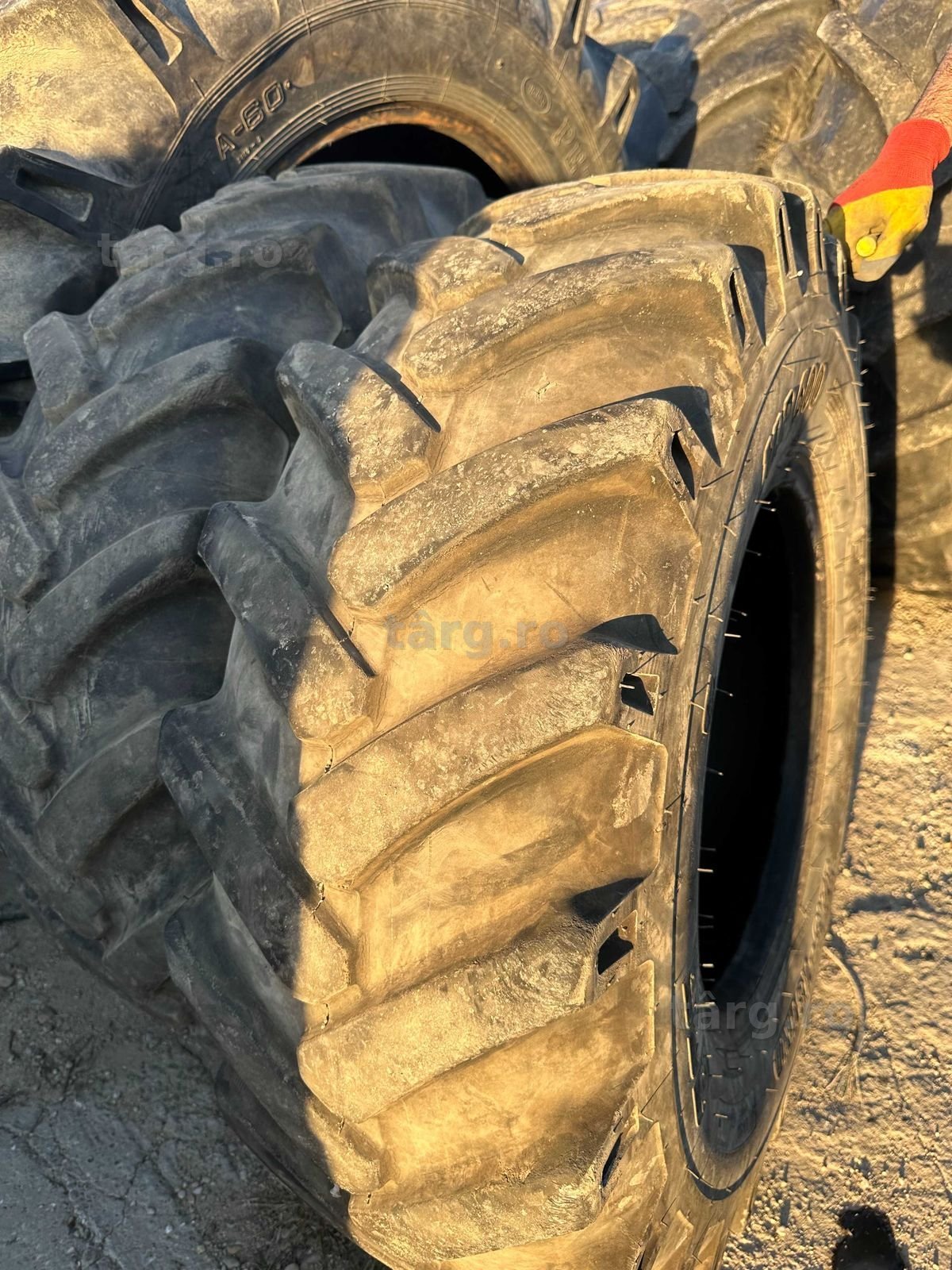 Cauciucuri 12.5 R18 5