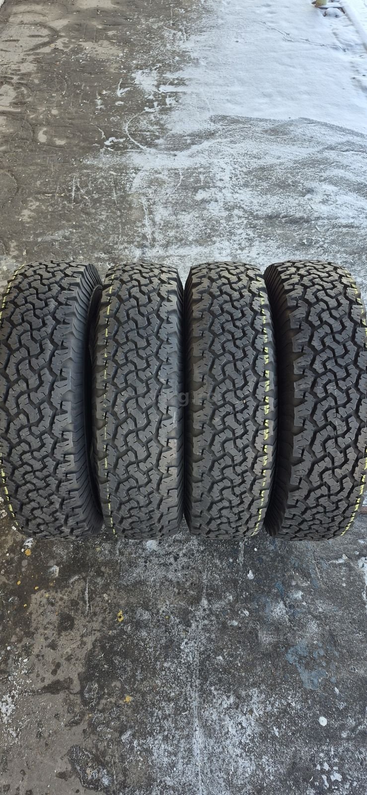 4 anvelope M+S All-Terrain  BF Goodrich 235/85/16.Pretul este pe buc.