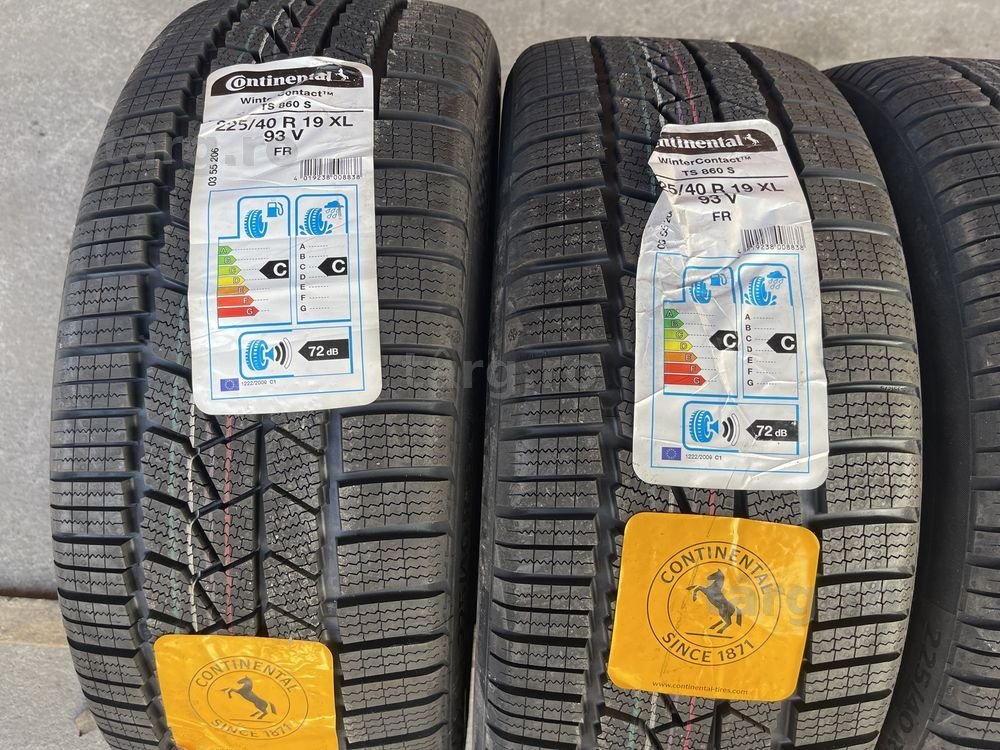 2 anvelope Noi 225/40/19 Continental 2