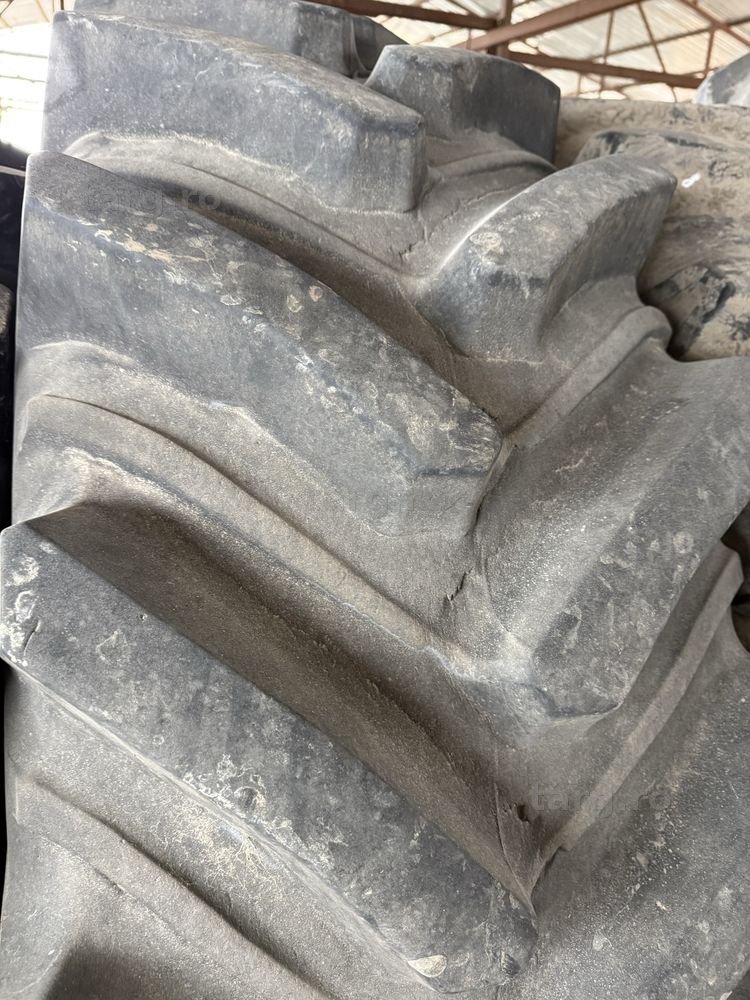23,1r30 firestone radial 2