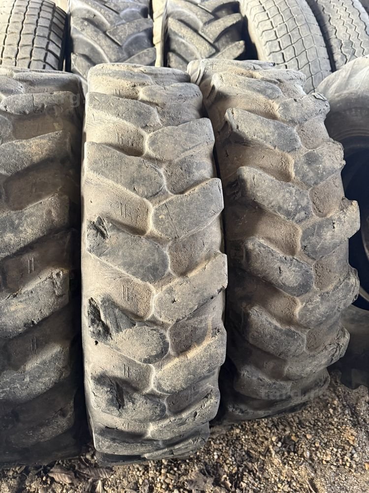 1000-20 camso excavator 3