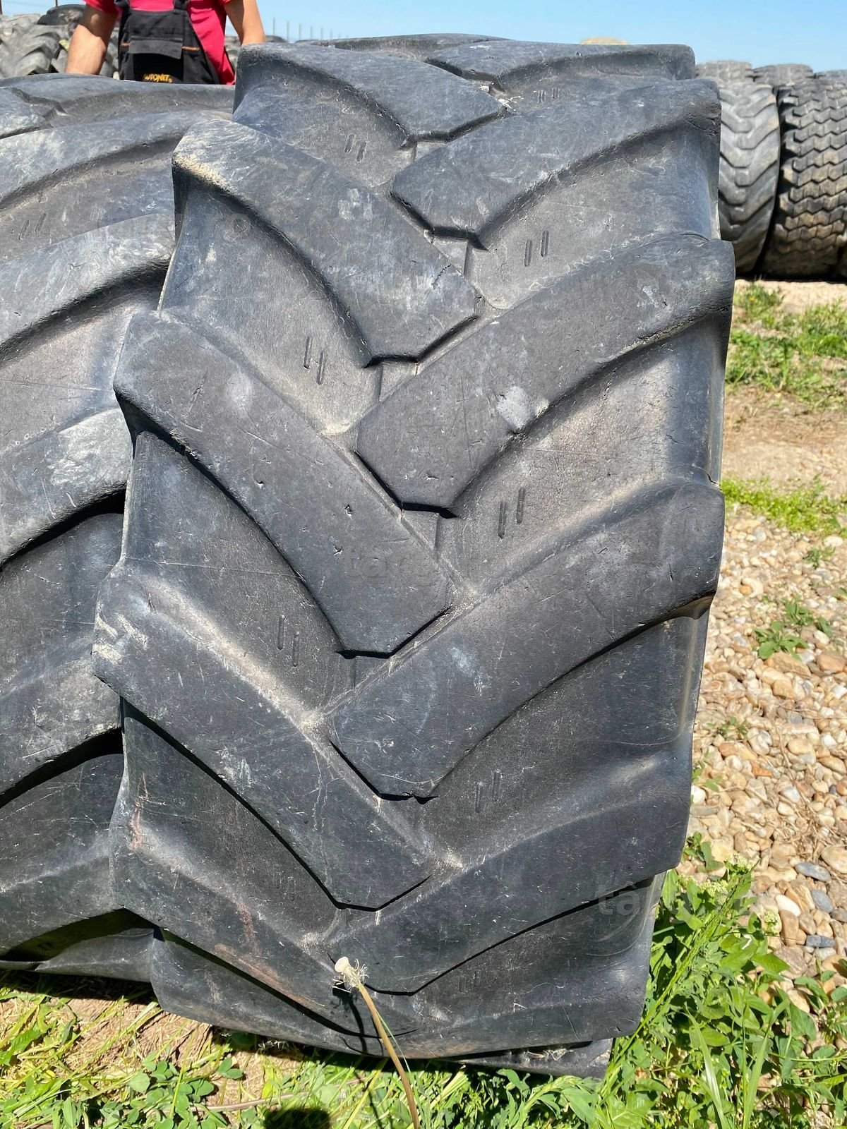 Anvelope sh 405.70 R24 5