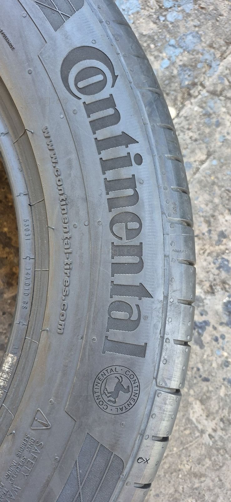 2 anvelope vara runflat ca noi Continental 255/55/18.Pretul este pe bucata. 3