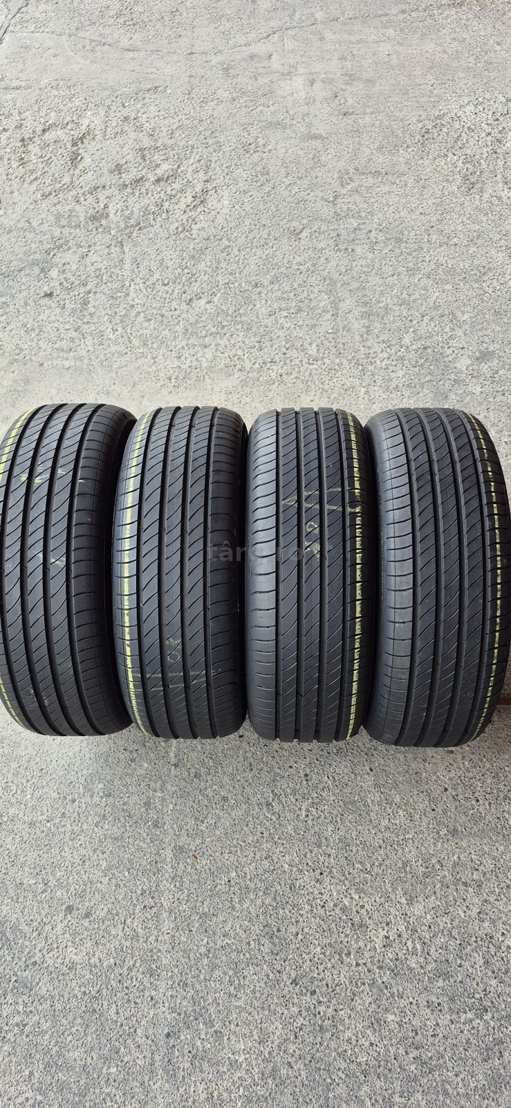 4 anvelope vara noi Michelin 195/55/16,dot 2023 Pretul este pe bucata.
