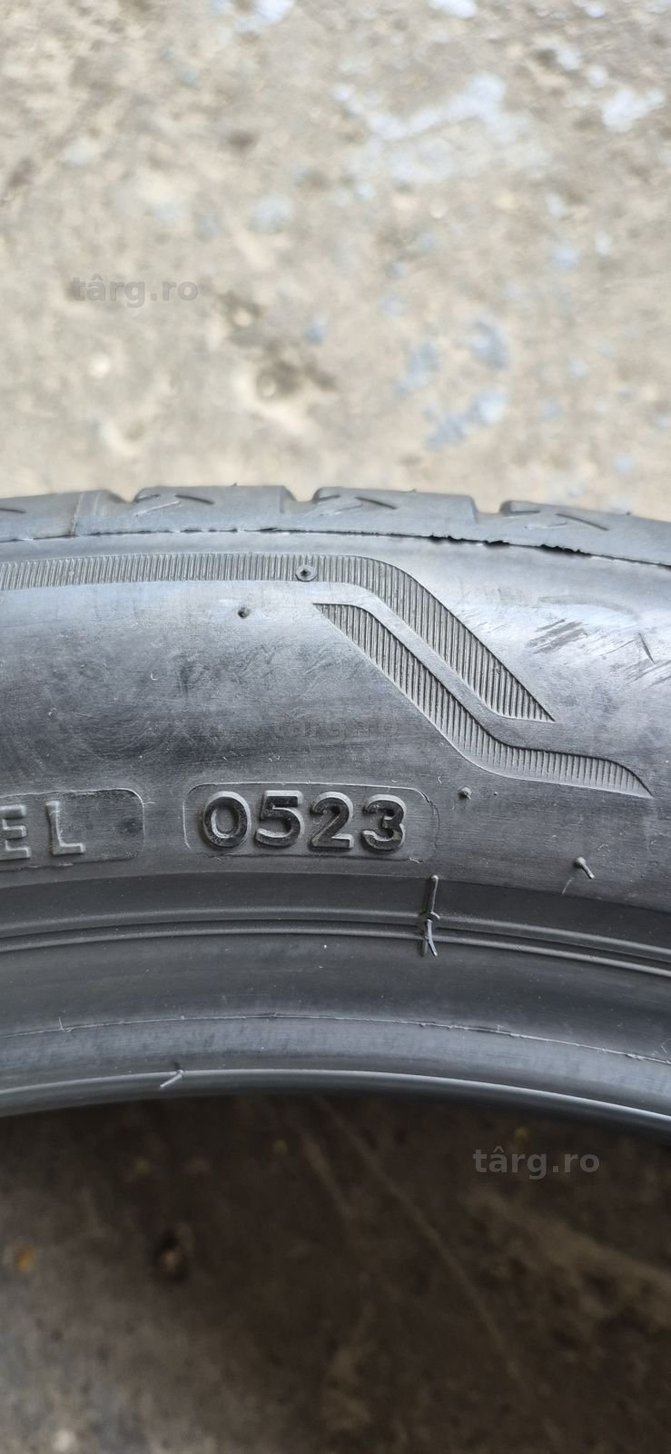 4 anvelope vara Bridgestone,fata 245/45/20,spate 275/40/20,dot 2023.Pret/bucata. 8