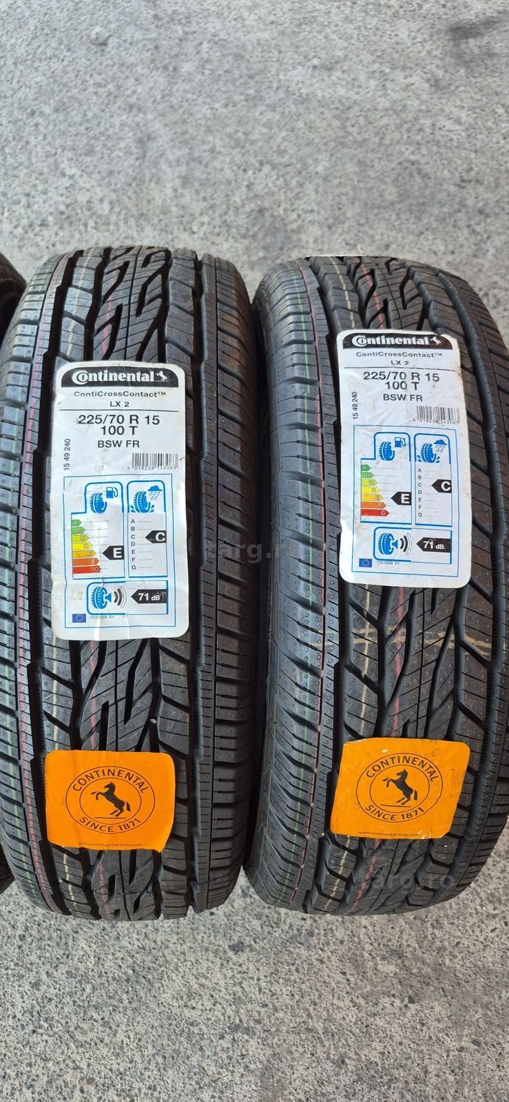 4 anvelope M+S noi Continental 225/70/15.Pretul este pe bucata. 2