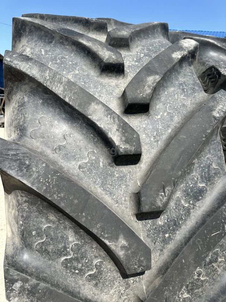 650/65r38 bkt tractor 2