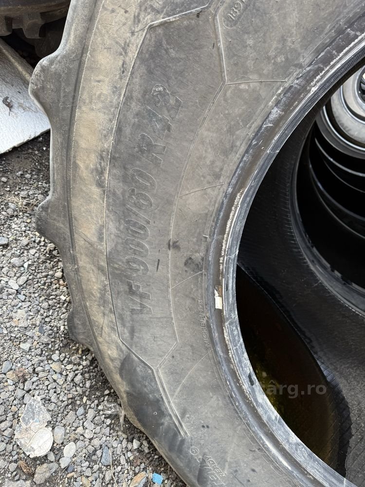 900/60r42 michelin 5