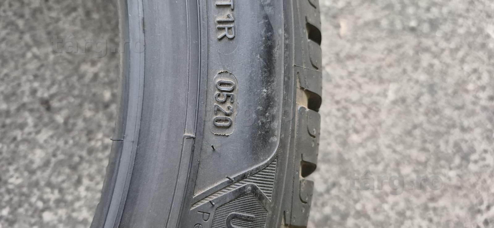 2 anvelope iarna ca noi Goodyear  215/45/18,dot 2020.Pret/bucata. 7