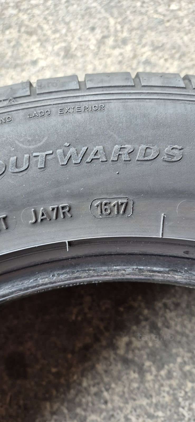 4 anvelope vara runflat Goodyear 255/55/18.Pretul este pe bucata. 8