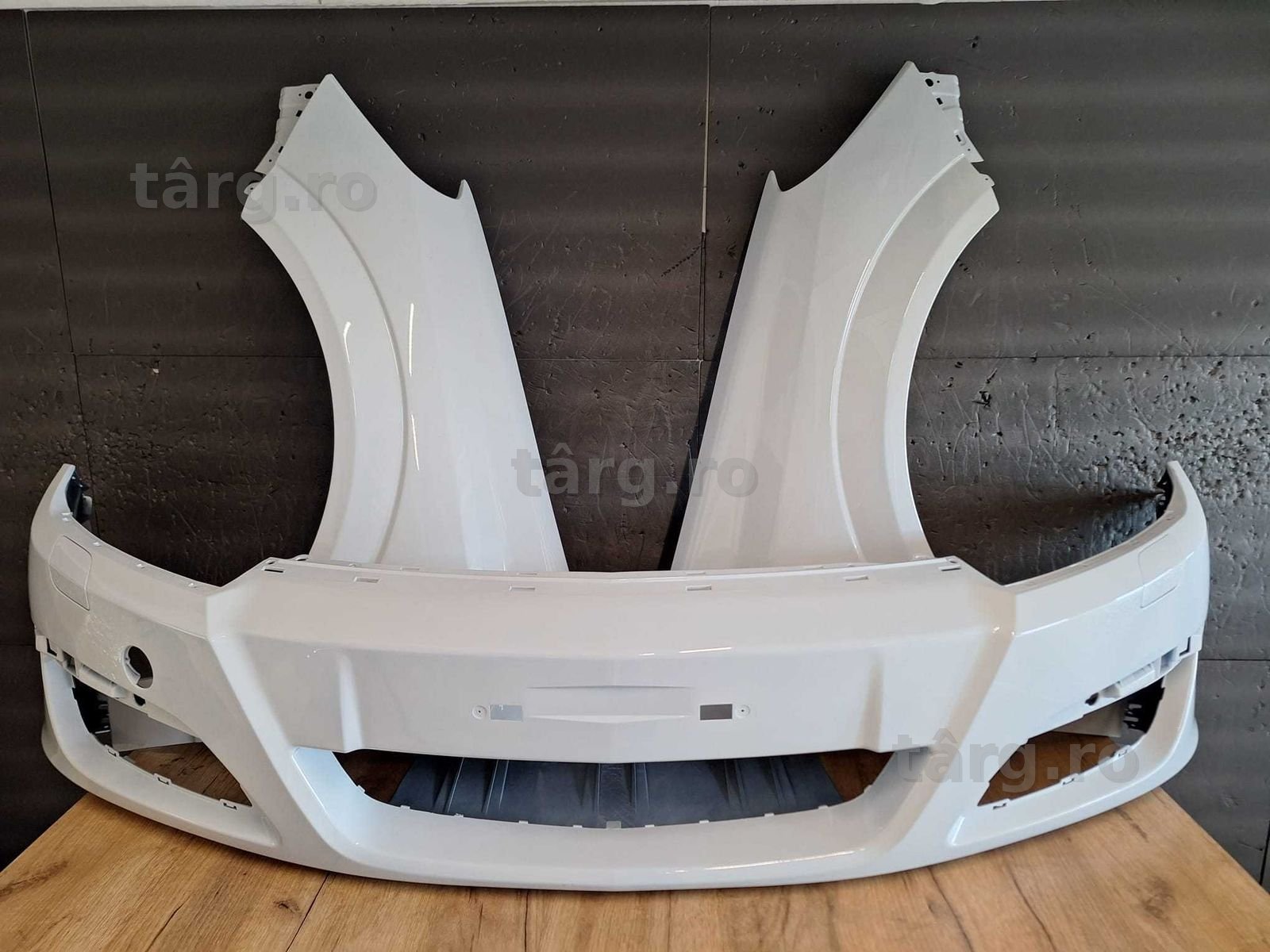 Bara & Aripa Fata Dreapta + Stanga Opel Astra H 2004-2007 (Z474 (Alb))