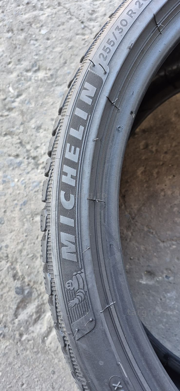 2 anvelope iarna Michelin 255/30/20,dot 2021.Pretul este pe bucata 3