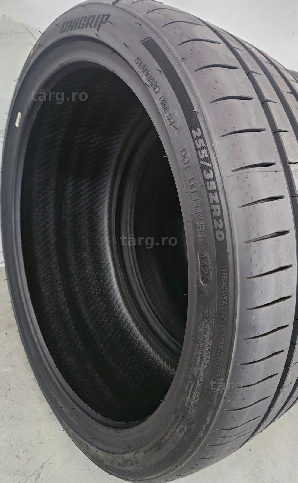 255/35 R20 97Y XL UNIGRIP (Gripmax) Anvelope noi vara protectie janta 5