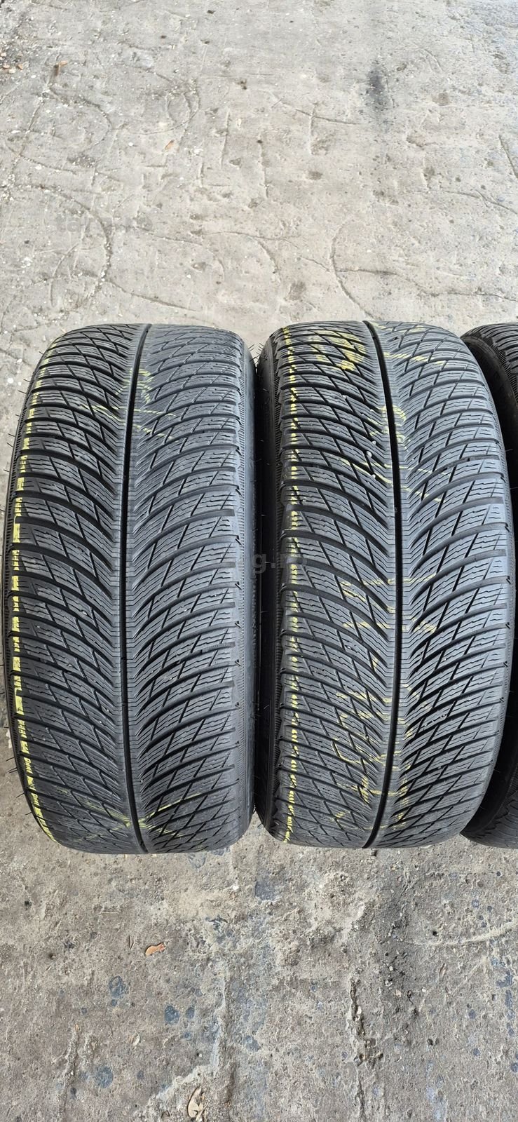 4 anvelope iarna Michelin,fata 255/35/21,spate 295/30/21.Pret/bucata 2