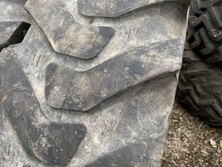 Anvelope industriale 12/75 R18 4