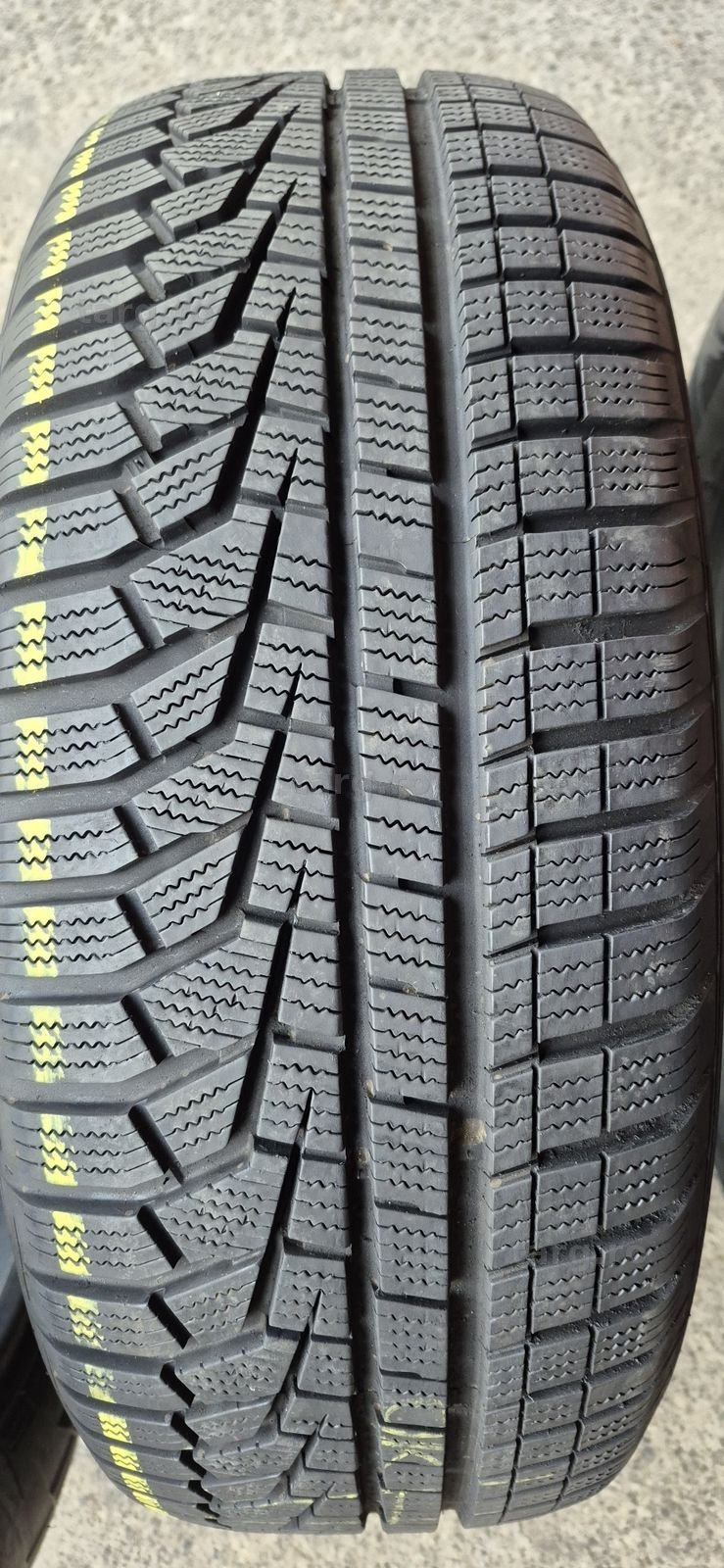 4 anvelope iarna Hankook 225/60/17.Pretul este pe bucata. 3