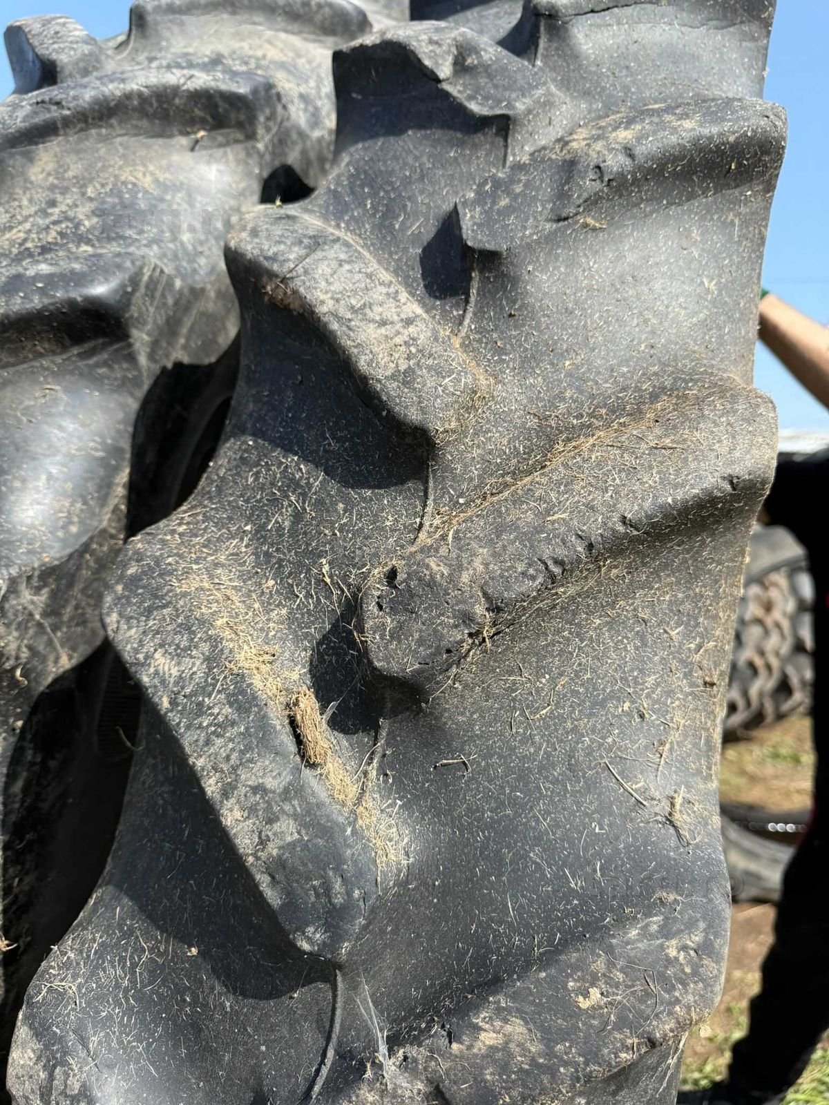 Anvelope 300/105 R54 5