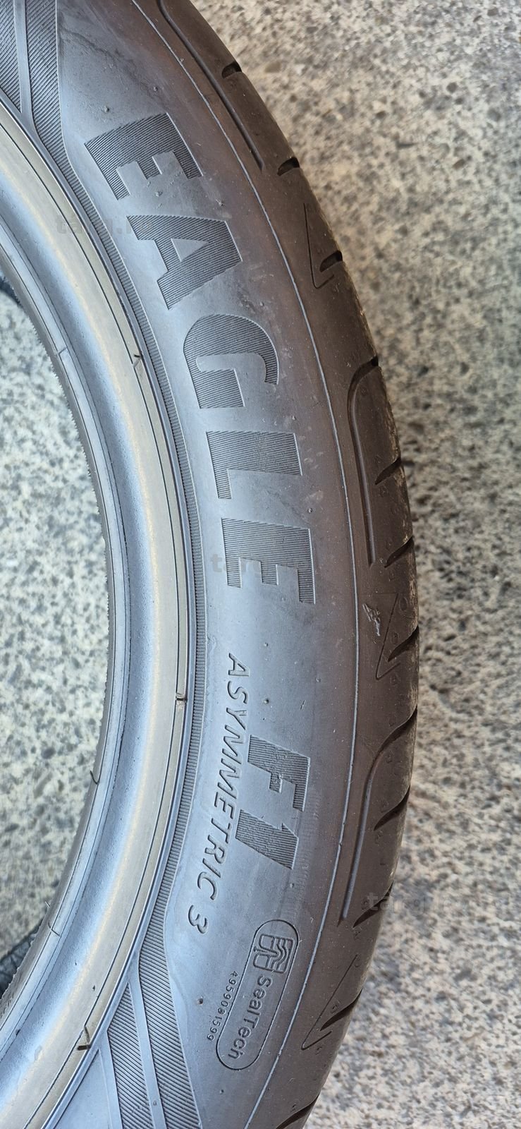 4 anvelope vara Goodyear,fata 245/45/18,spate 275/40/18.Pretul este pe bucata. 5