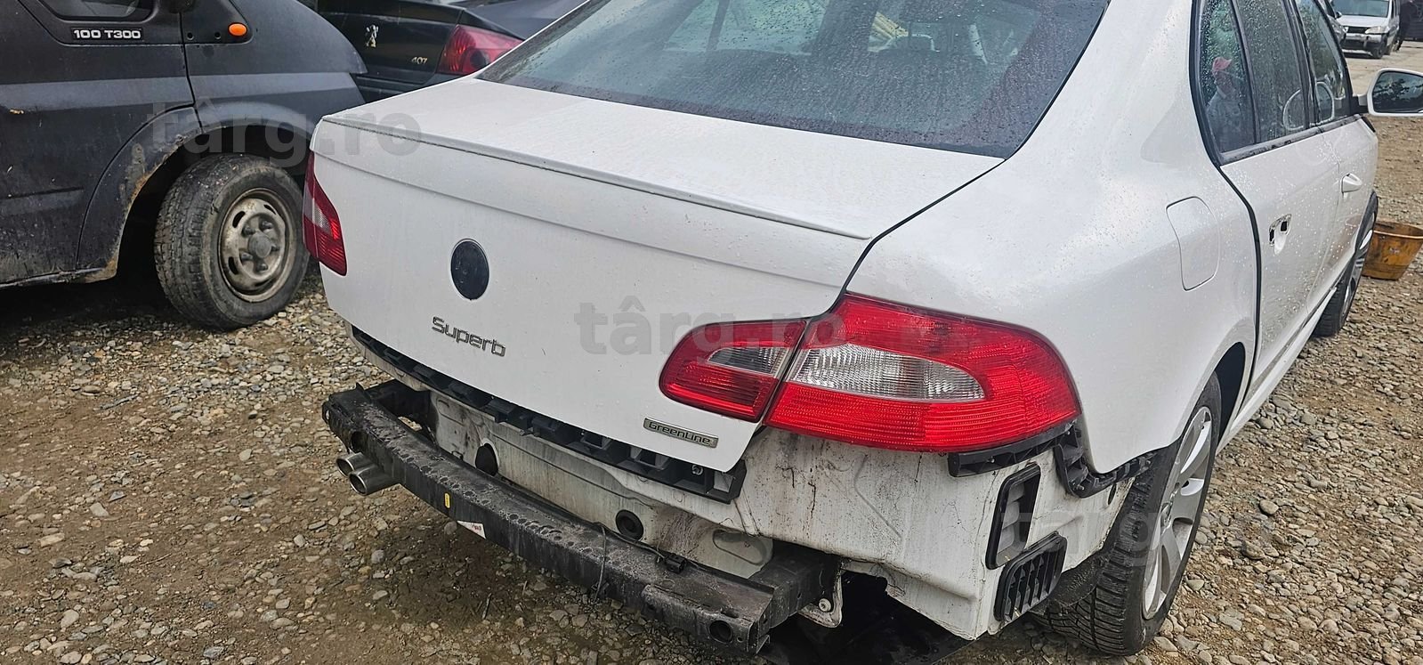 Luneta Skoda Superb 2 2009 2010 2011 2012