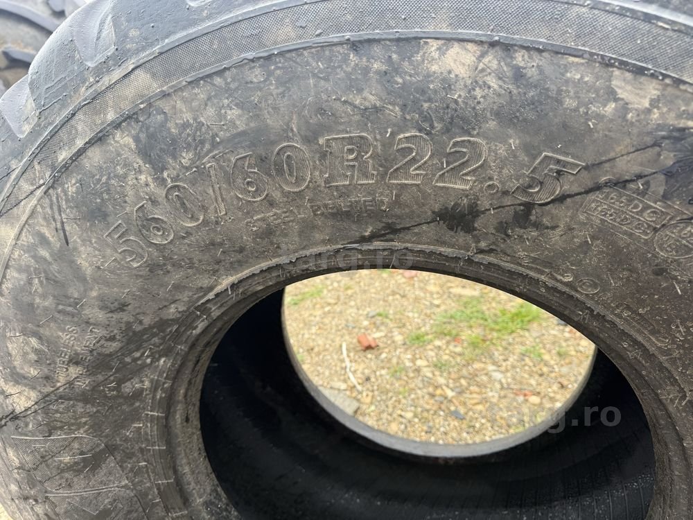 560/60r22,5 bkt remorca 4