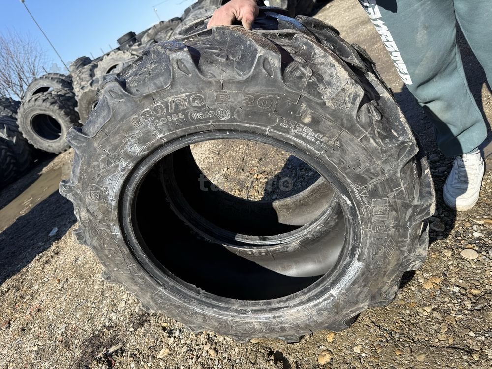 280/70r20 kleber 4