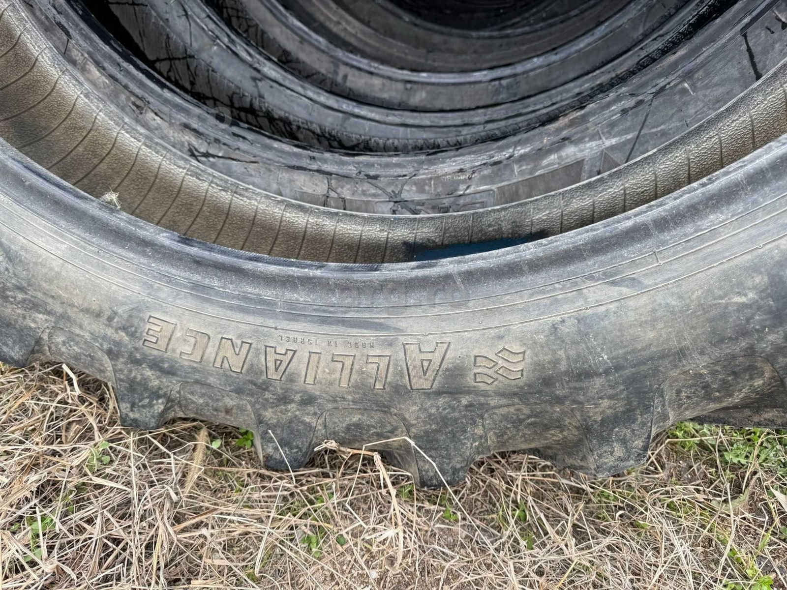 Anvelope 12.4 R46 3