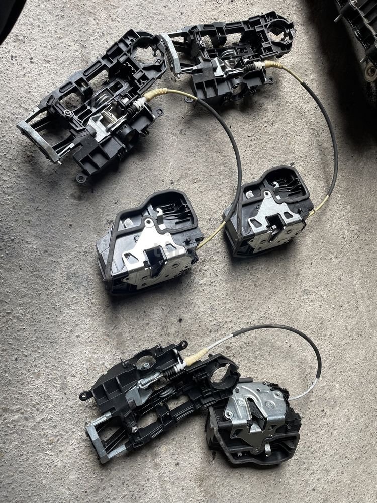 Broasca usa stanga / dreapta fata / spate BMW f01 f02 f10 f11