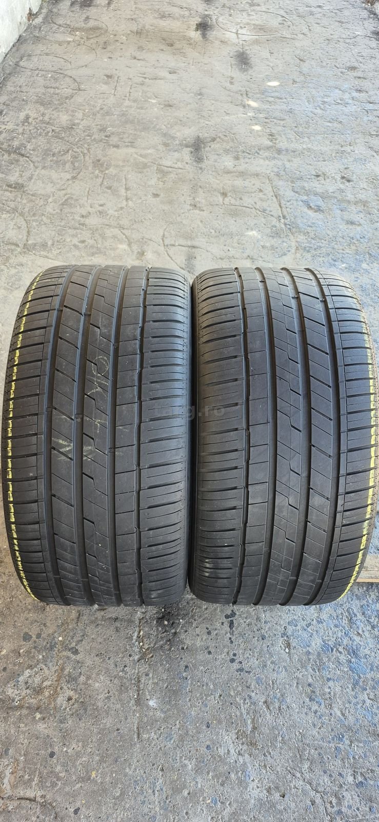 2 anvelope vara Hankook 315/35/21,dot 2020.Pretul este pe bucata.