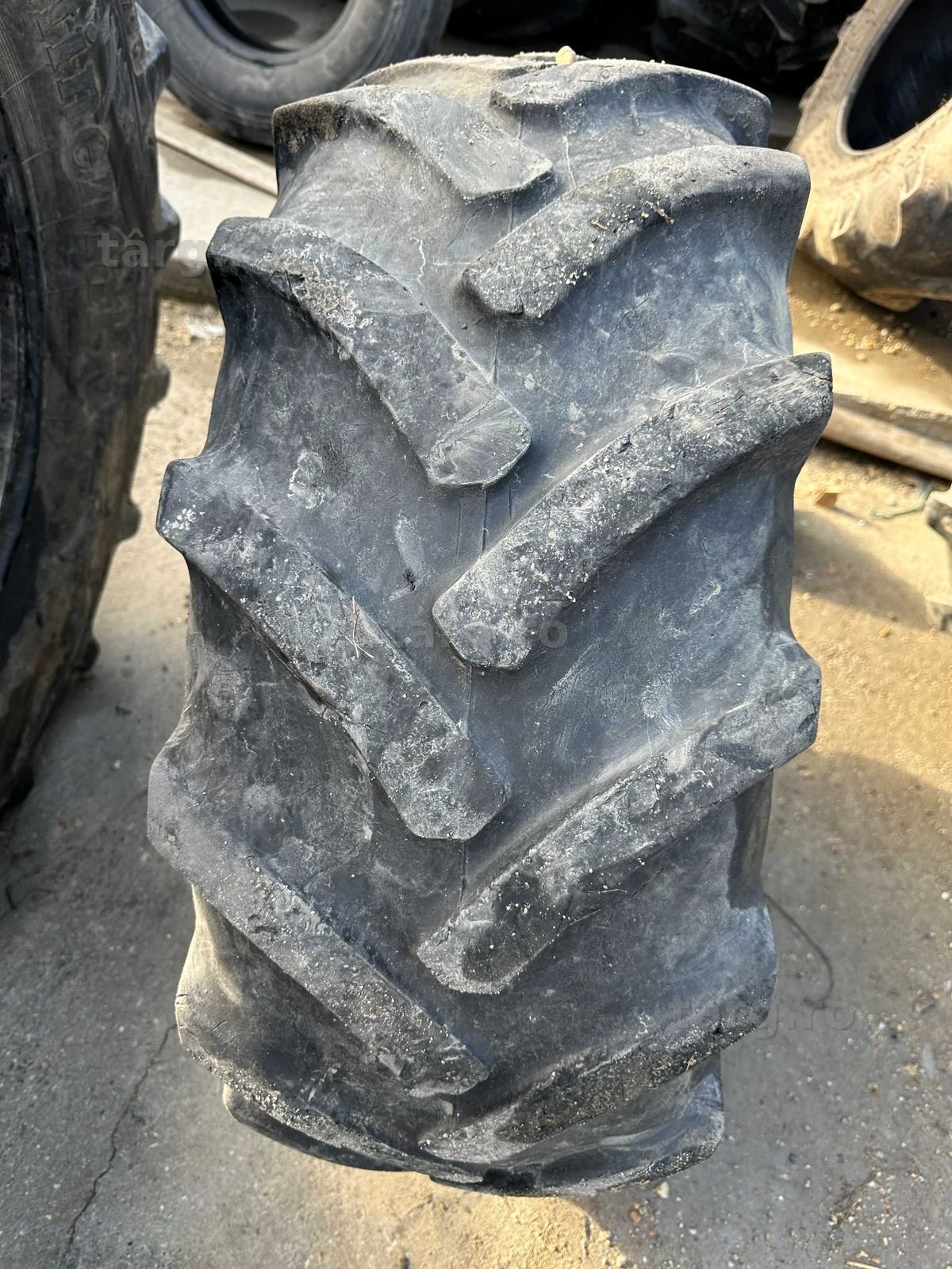 Anvelope sh 365/70 R18