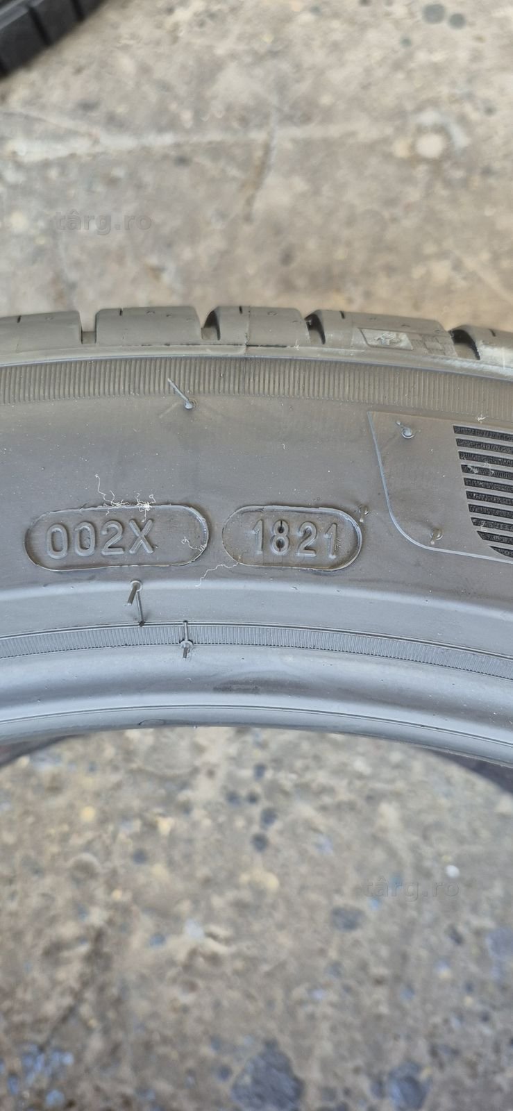 4 anvelope vara noi Michelin,fata 285/40/21,spate 315/35/21,dot 2021.Pretul este pe bucata. 7
