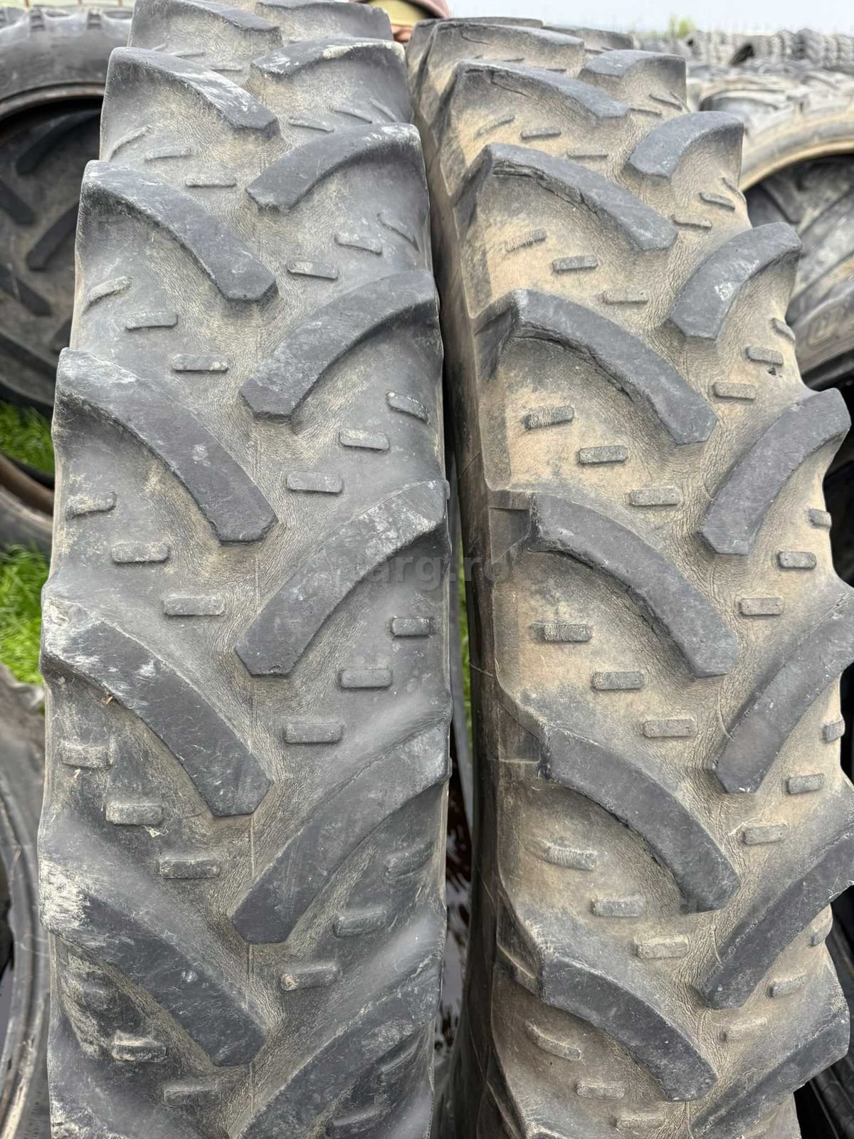 Anvelope inguste 9.5 R44