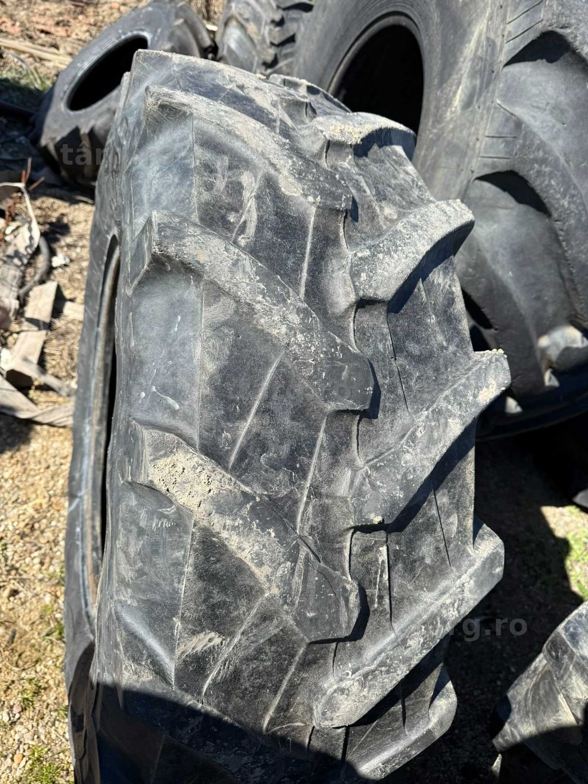 Cauciuc 14.9 r24 Pirelli