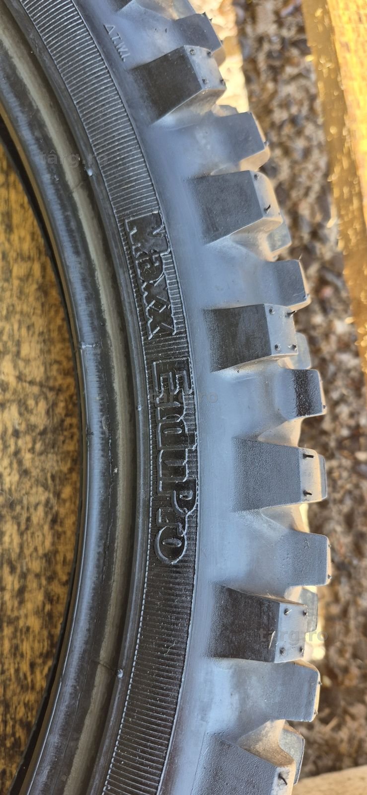 O anvelopa moto ca noua Maxxis 80/100-21M/C. 4