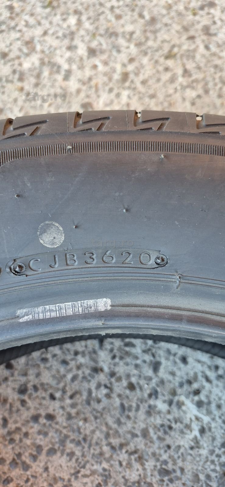 4 anvelope vara Bridgestone 215/55/18,dot 2020.Pretul este pe bucata 7