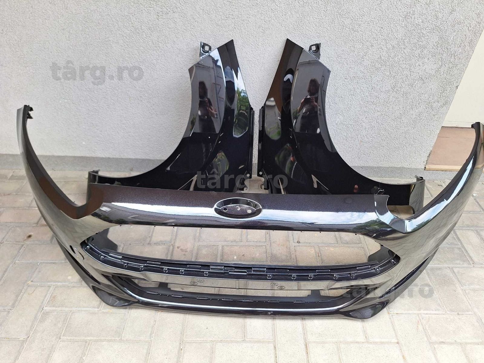 Bara & Aripa Fata Dreapta + Stanga Ford Fiesta 2013-2017 Vopsita Negru