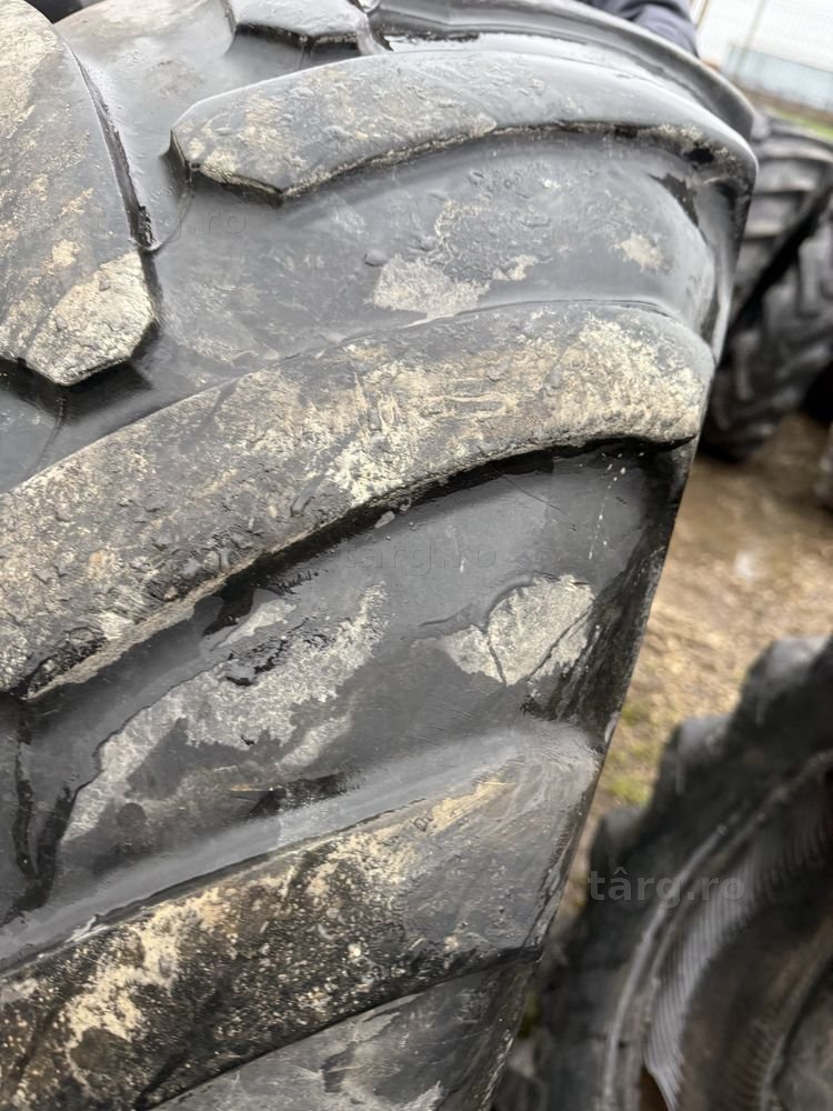 445/70r24 mitas 4