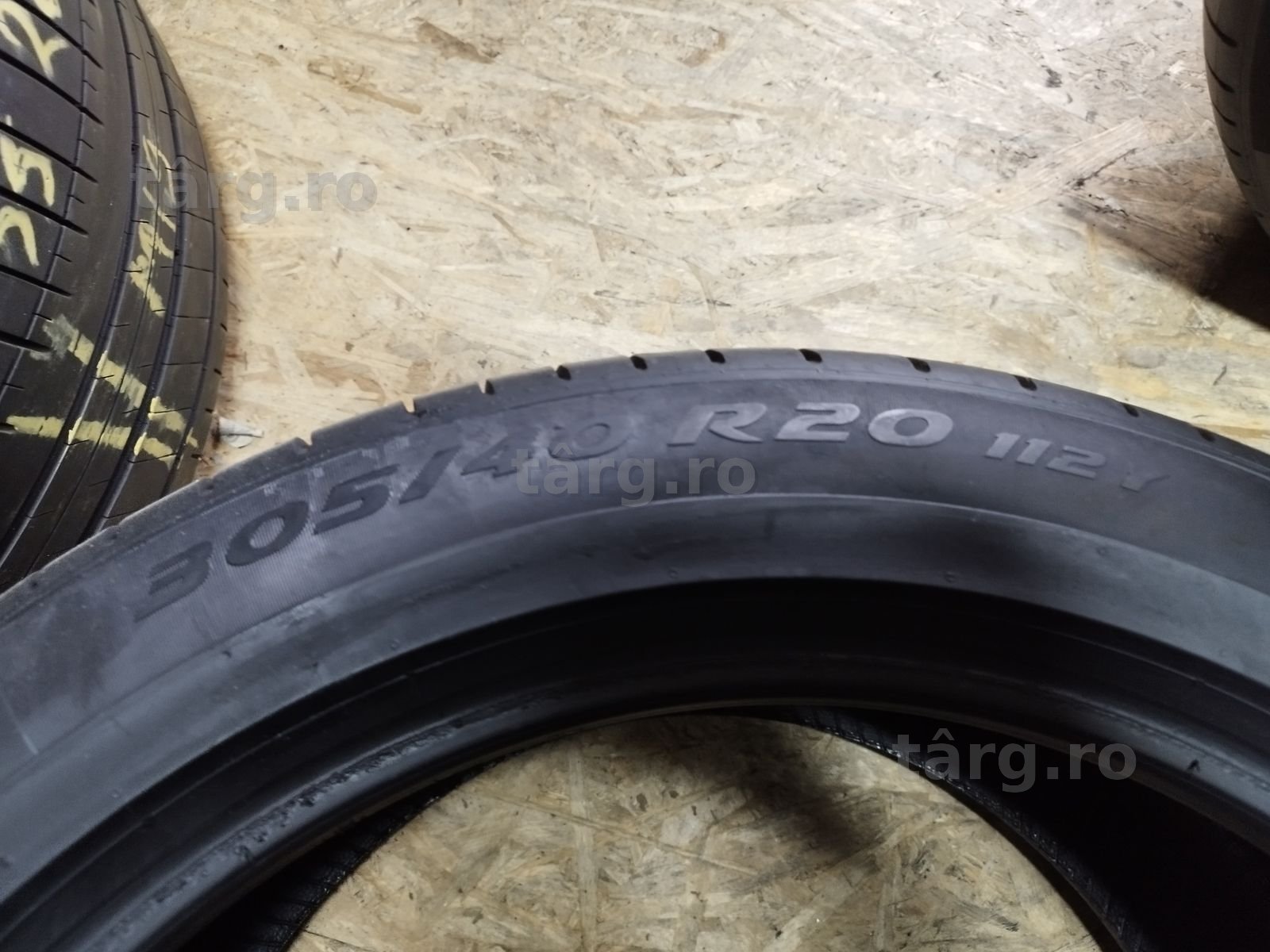 4 anvelope de vară RFT Pirelli 305/40/20 spate cu 275/45/20 fata 4