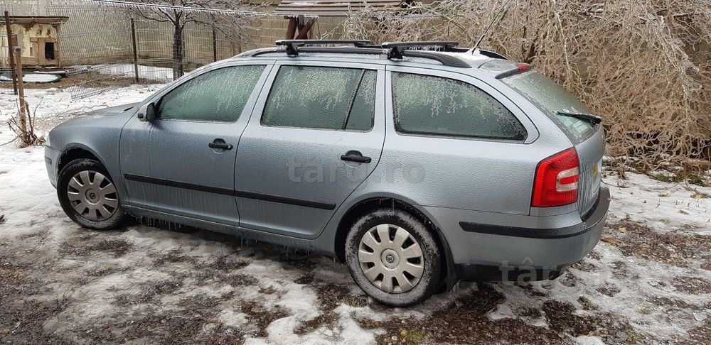 Usa spate Banchete Octavia 2 Roata rezerva Planetara Calculator Skoda Octavia 2 16 BLF